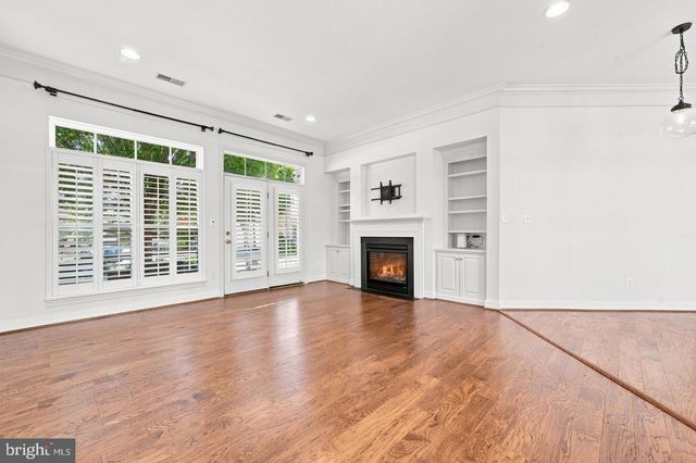 42717 EXPLORER DR, Brambleton, VA 20148
