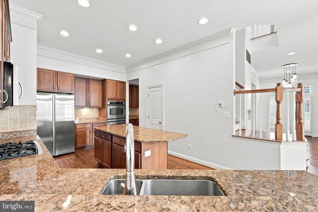 42717 EXPLORER DR, Brambleton, VA 20148