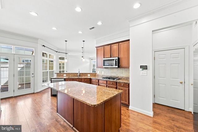 42717 EXPLORER DR, Brambleton, VA 20148