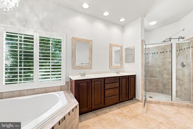 42717 EXPLORER DR, Brambleton, VA 20148