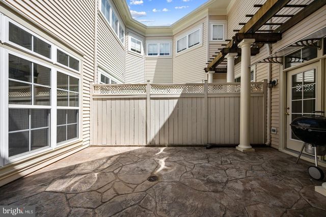 42717 EXPLORER DR, Brambleton, VA 20148
