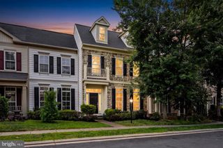 42717 EXPLORER DR, Brambleton, VA 20148