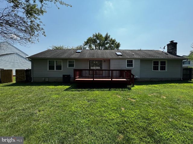 5088 BLARNEY ST, Fredericksburg, VA 22407
