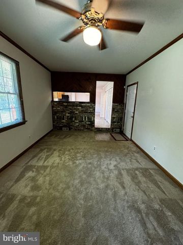 5088 BLARNEY ST, Fredericksburg, VA 22407