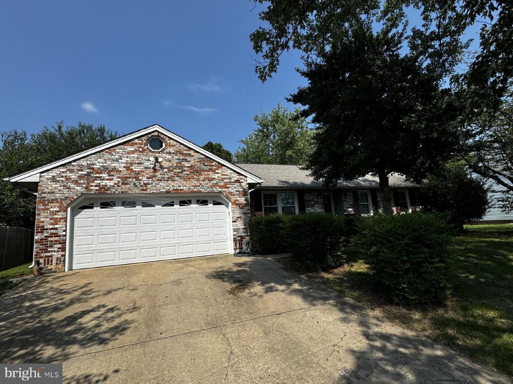 5088 BLARNEY ST, Fredericksburg, VA 22407