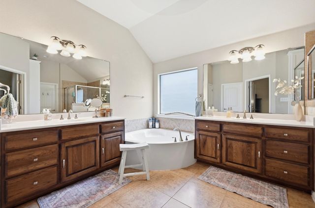 114 Drury LN, Austin, TX 78737
