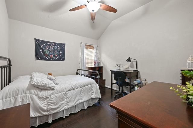 114 Drury LN, Austin, TX 78737