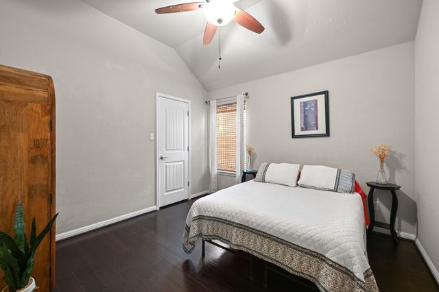 114 Drury LN, Austin, TX 78737