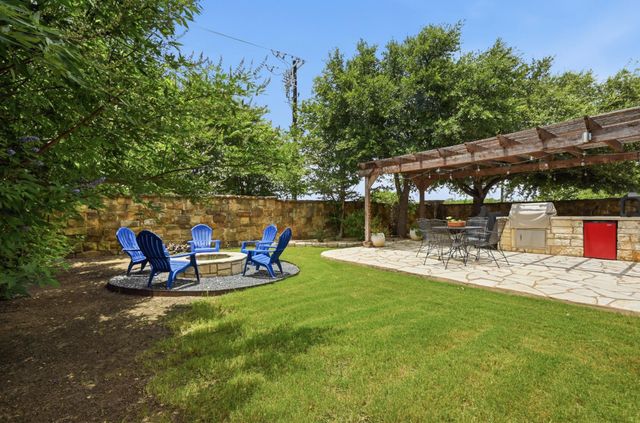 114 Drury LN, Austin, TX 78737