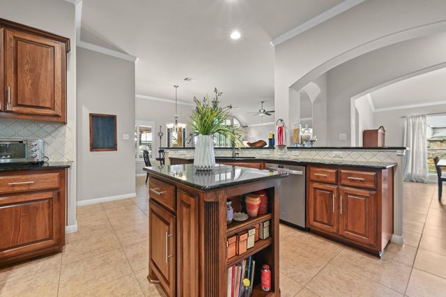 114 Drury LN, Austin, TX 78737
