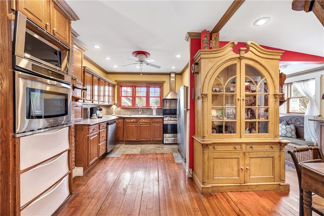 711 Union Street, Portsmouth, RI 02871