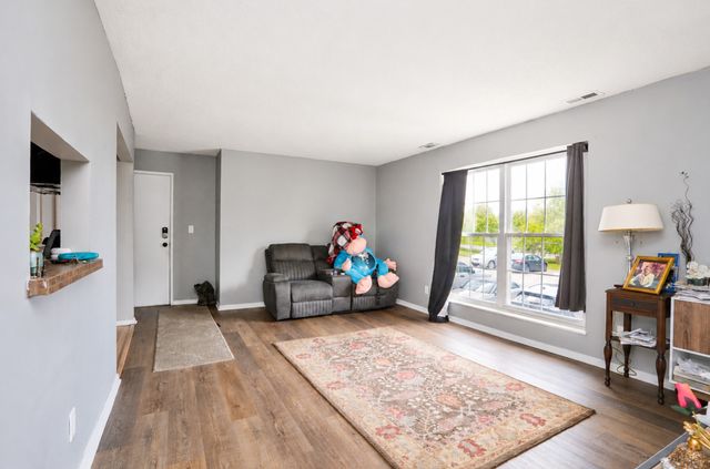 1100 E 6th Street 5, Des Moines, IA 50316
