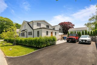 109 Carroll Avenue, Newport, RI 02840