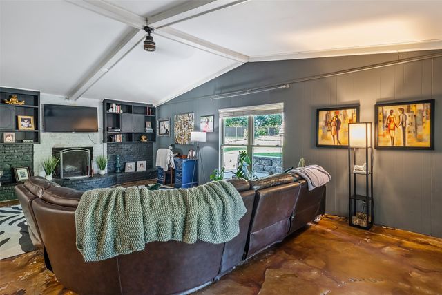 3020 Meadowlark, Tyler, TX 75701