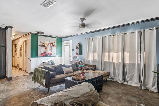 3020 Meadowlark, Tyler, TX 75701