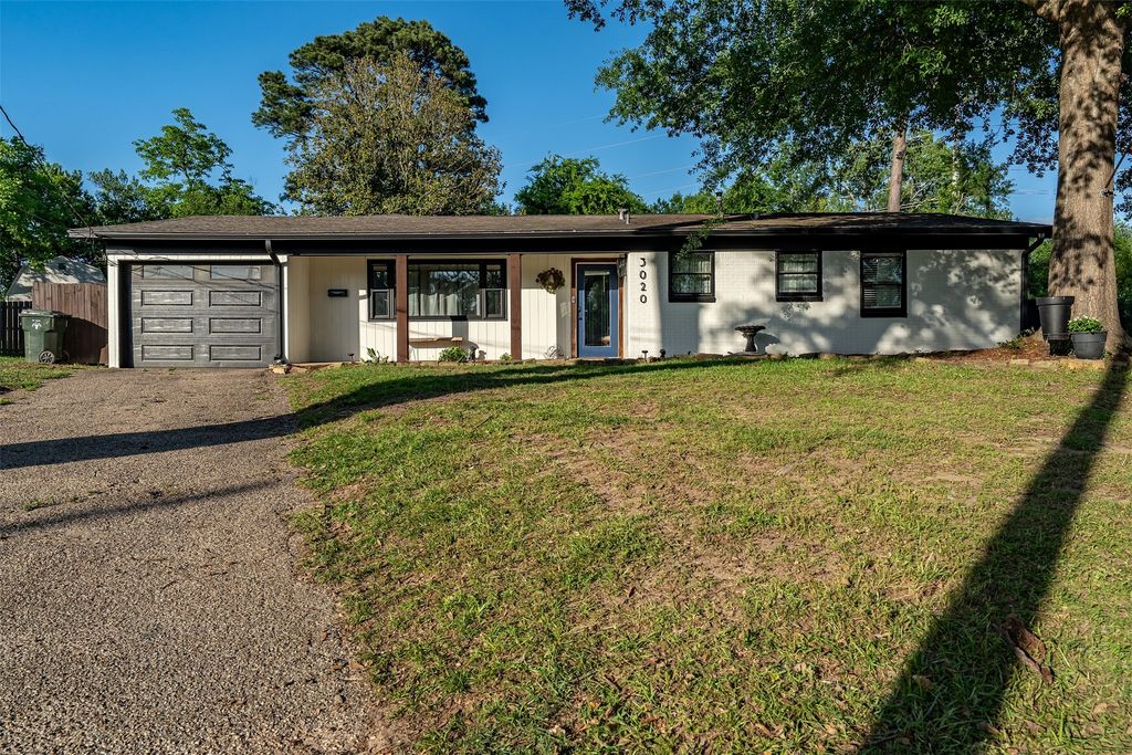 3020 Meadowlark, Tyler, TX 75701