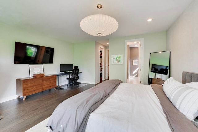 2140 W Rice Street 2E, Chicago, IL 60622