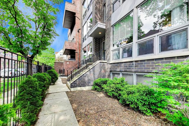 2140 W Rice Street 2E, Chicago, IL 60622