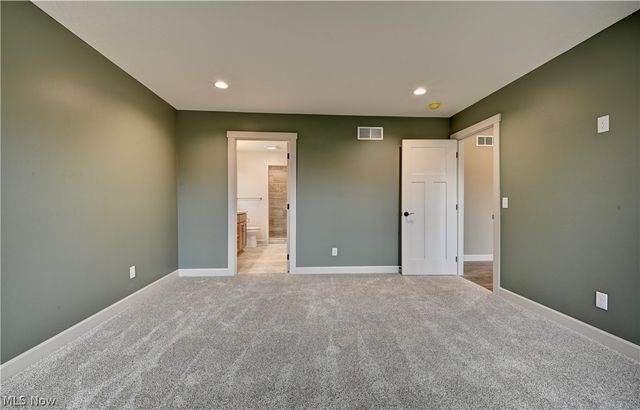 763 Fernsell Street SW, Strasburg, OH 44680