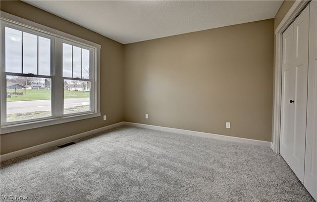 763 Fernsell Street SW, Strasburg, OH 44680