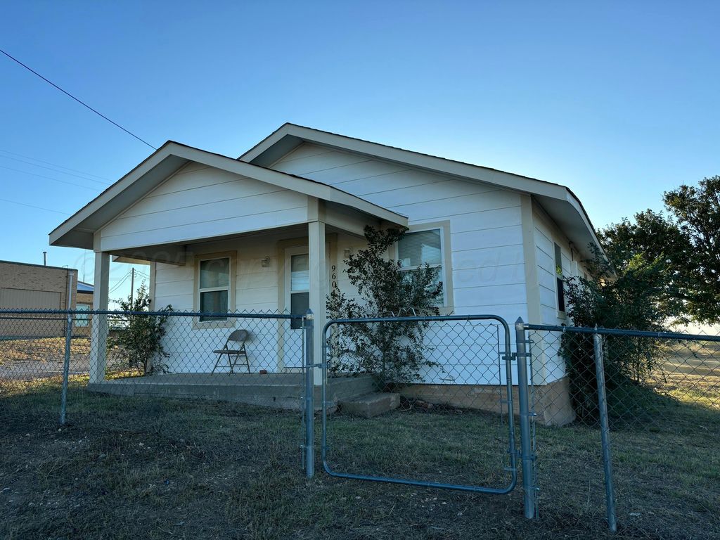 9601 RIVER Road, Amarillo, TX 79108