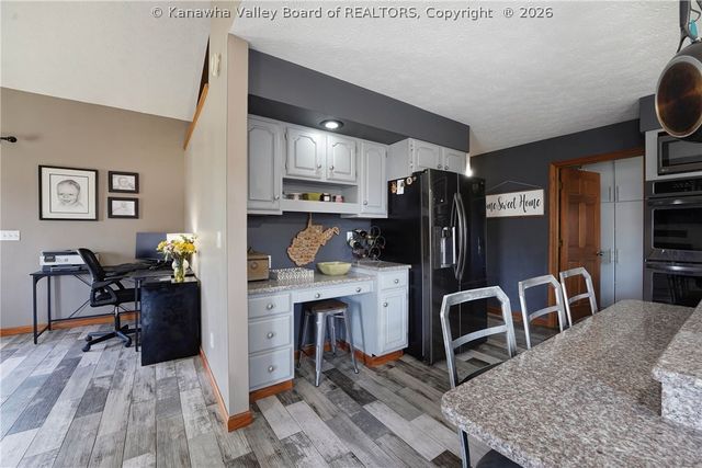 3601 Brookshire Drive, Hurricane, WV 25526