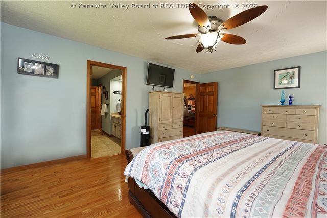 3601 Brookshire Drive, Hurricane, WV 25526
