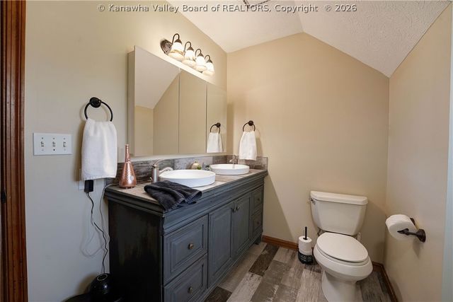 3601 Brookshire Drive, Hurricane, WV 25526