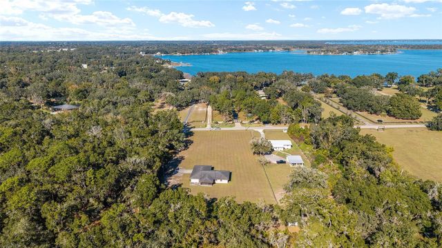 10700 SE SUNSET HARBOR ROAD, Summerfield, FL 34491