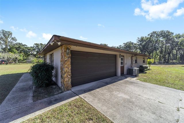 10700 SE SUNSET HARBOR ROAD, Summerfield, FL 34491