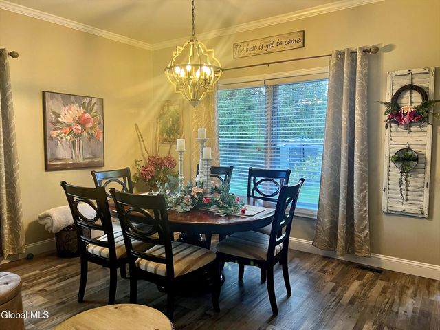 207 E Sunnyside, Queensbury, NY 12804