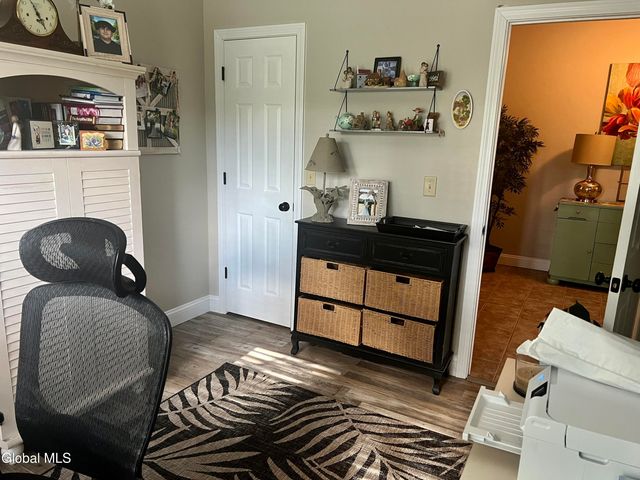 207 E Sunnyside, Queensbury, NY 12804
