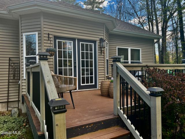 207 E Sunnyside, Queensbury, NY 12804