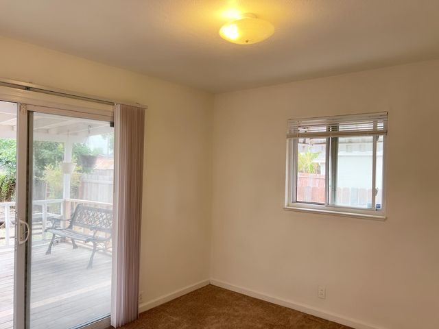 6121 24th St, Sacramento, CA 95822