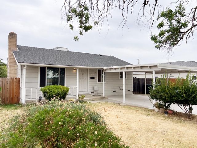 6121 24th St, Sacramento, CA 95822