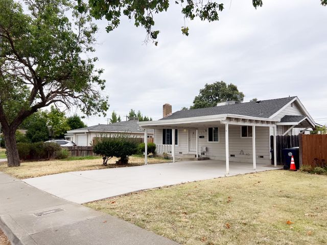 6121 24th St, Sacramento, CA 95822
