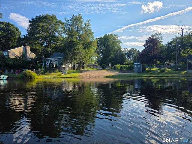 71 Lakeview Road, Plymouth, CT 06786