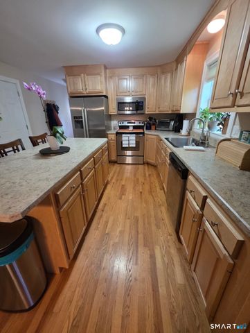 71 Lakeview Road, Plymouth, CT 06786