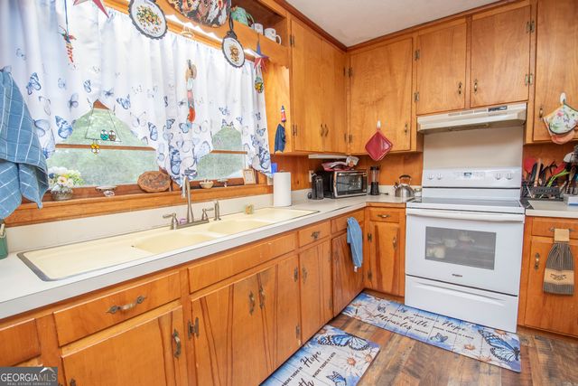 124 Marty Lane, Lagrange, GA 30240