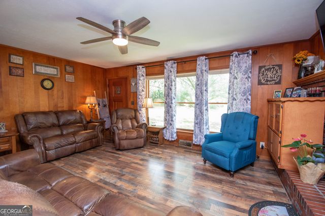 124 Marty Lane, Lagrange, GA 30240