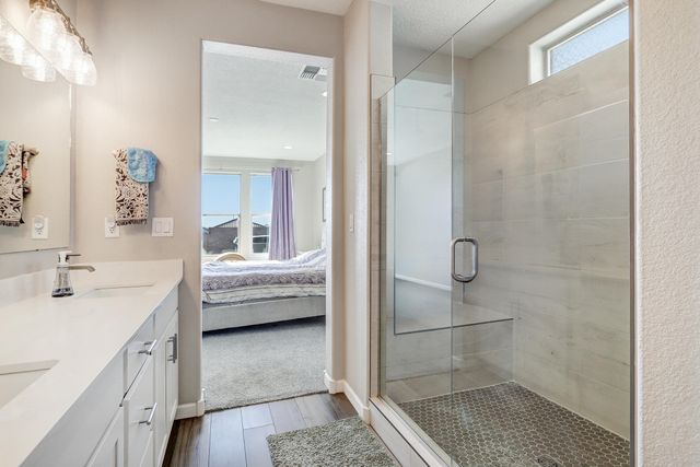 708 Cuarzo Road SE, Rio Rancho, NM 87124