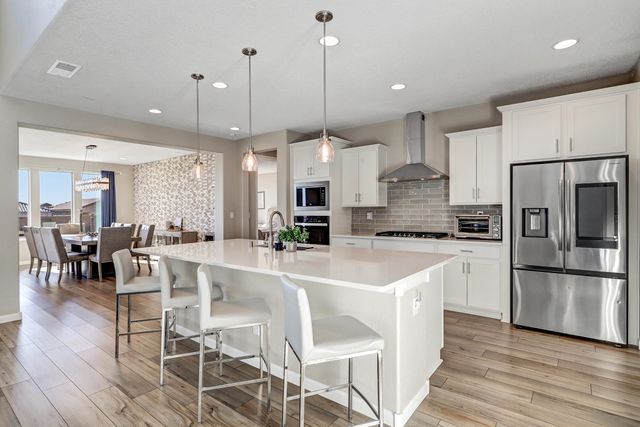 708 Cuarzo Road SE, Rio Rancho, NM 87124