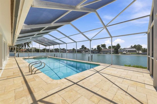 5921 SEABIRD DRIVE S, Gulfport, FL 33707