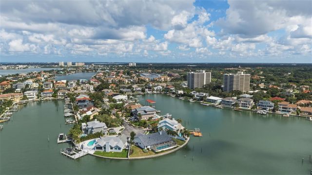 5921 SEABIRD DRIVE S, Gulfport, FL 33707