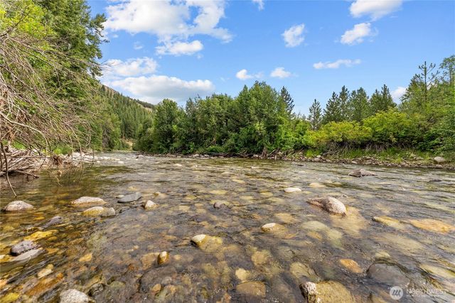 1027 Twisp River Road, Twisp, WA 98856