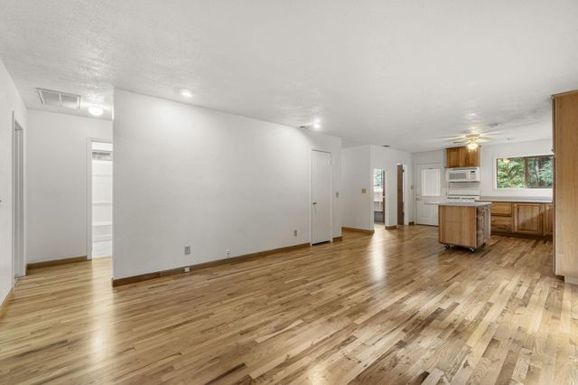 4928 Cummings Road, Eureka, CA 95503