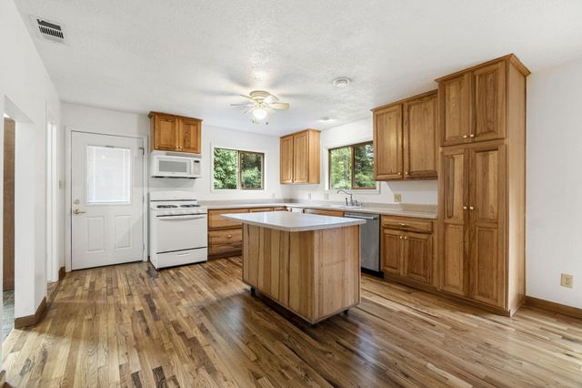 4928 Cummings Road, Eureka, CA 95503