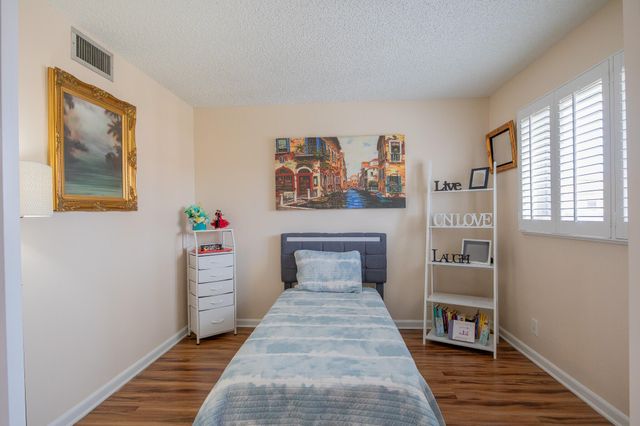 715 Lori Drive 303, Palm Springs, FL 33461