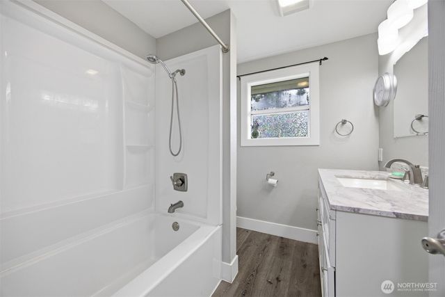 108 W Bartlett Road, Lynden, WA 98264