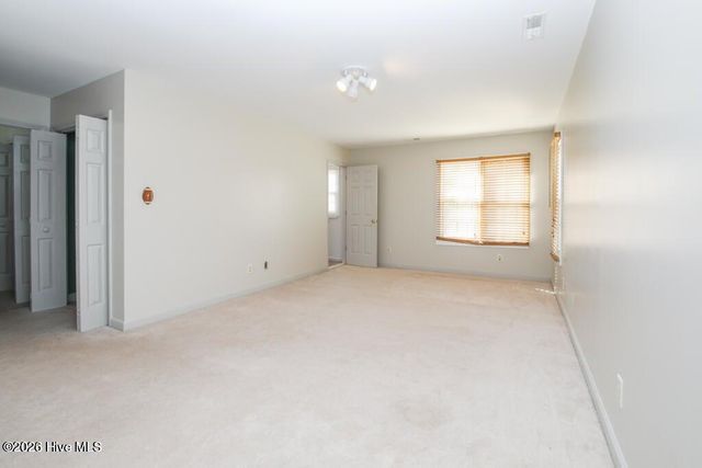 1516 Candlewick Drive, Greenville, NC 27834